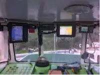 Tàu chở khách rao bán