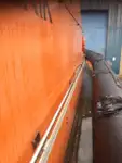 Tàu chở thủy thủ đoàn để bán
