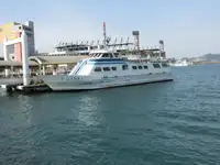 Tàu chở khách để bán