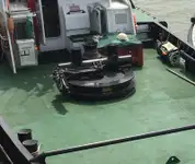 Tàu kéo để bán