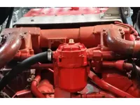 Tàu chở thủy thủ đoàn để bán
