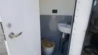 Tàu dẫn đường để bán