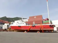 Tàu container để bán