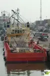 Tàu cung cấp rao bán
