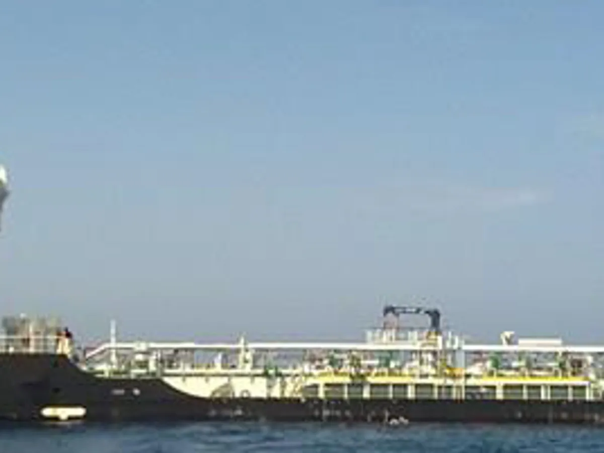 Tàu chở dầu/hóa chất để bán
