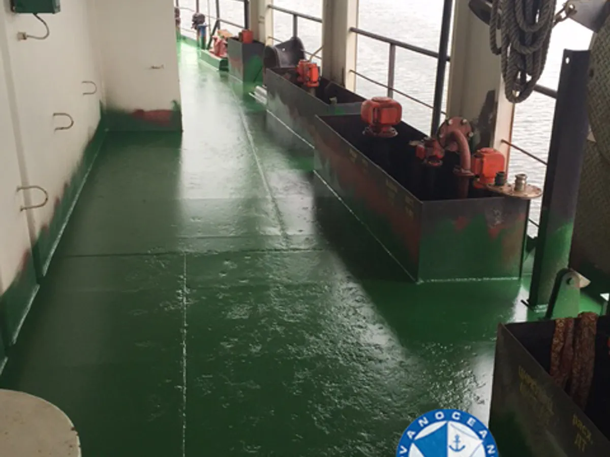 Tàu chở dầu/hóa chất để bán