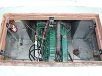 Tàu khảo sát để bán