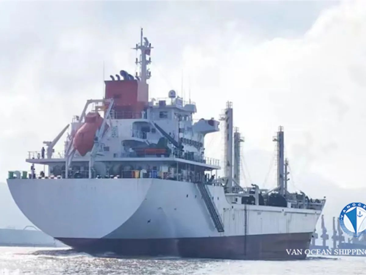 Tàu lạnh để bán