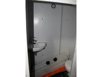 Tàu chở thủy thủ đoàn để bán