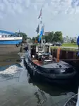 Tàu kéo để bán