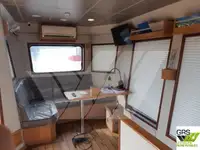 Tàu làm việc để bán