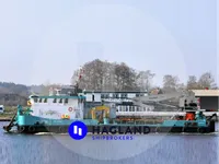 Tàu cẩu để bán