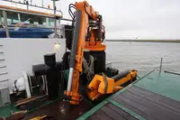 Tàu kéo để bán