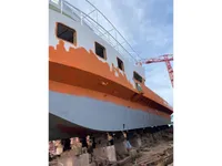 Tàu chở khách để bán