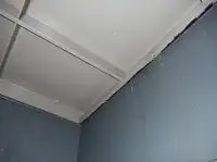 Tàu làm việc để bán
