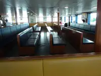 Tàu phà để bán