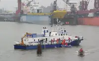 Tàu phà để bán