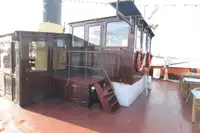 Sà lan để bán
