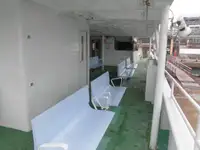 Tàu phà để bán