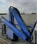 Thuyền làm việc rao bán