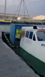 Tàu làm việc để bán
