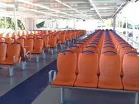 Tàu chở khách để bán