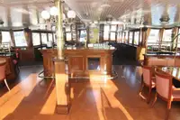 Sà lan để bán