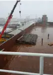 Tàu đổ bộ, chở hàng để bán