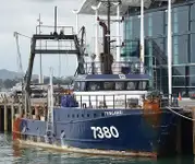 Kim loại phế liệu để bán