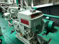 Tàu kéo để bán
