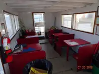 Tàu đánh cá để bán