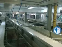 Tàu kéo lưới để bán