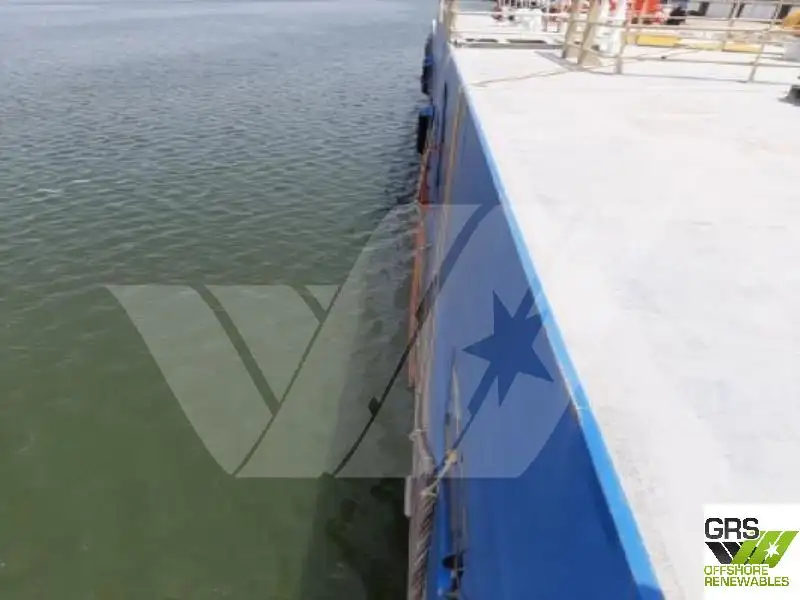 Tàu cung cấp nhanh (FSV) để bán