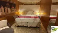 Tàu du lịch để bán