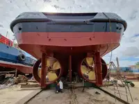 Tàu kéo để bán