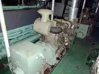 Tàu cung cấp để bán
