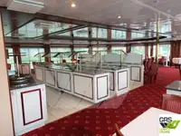 Sà lan chở người để bán