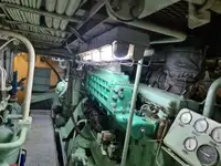 Tàu câu dài để bán