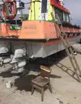 Tàu dẫn đường để bán