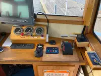 Tàu kéo để bán
