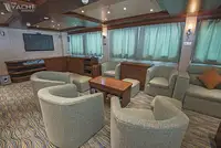 Tàu du lịch để bán