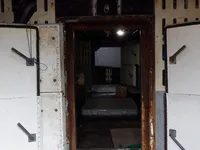 Tàu câu dài để bán