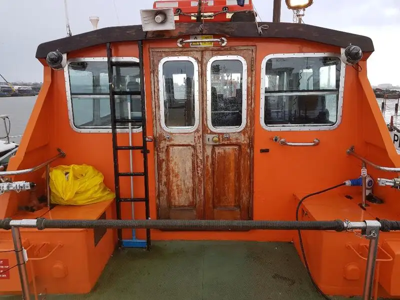 Thuyền cứu sinh để bán