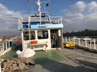 Tàu làm việc để bán