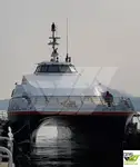 Tàu du lịch để bán