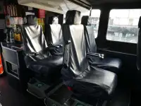 Tàu hai thân để bán