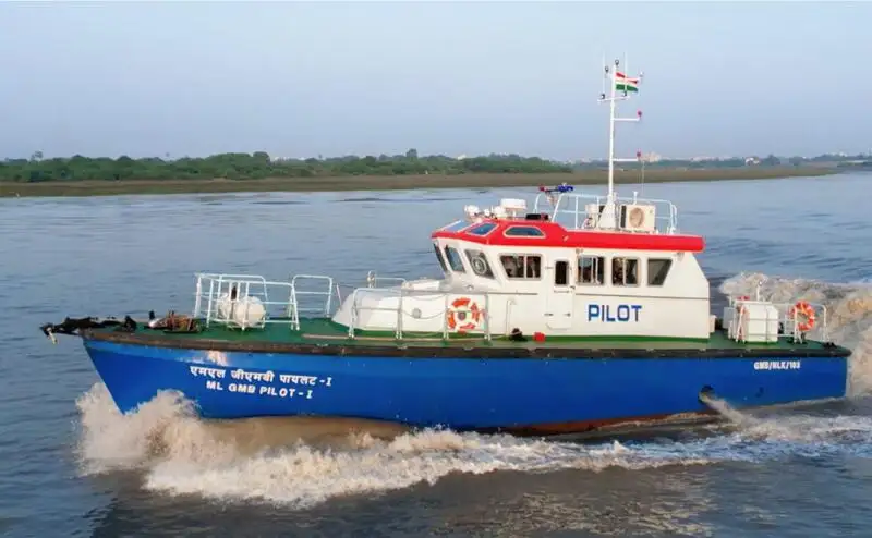 Tàu tuần tra để bán