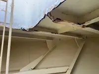 Tàu kéo lưới để bán