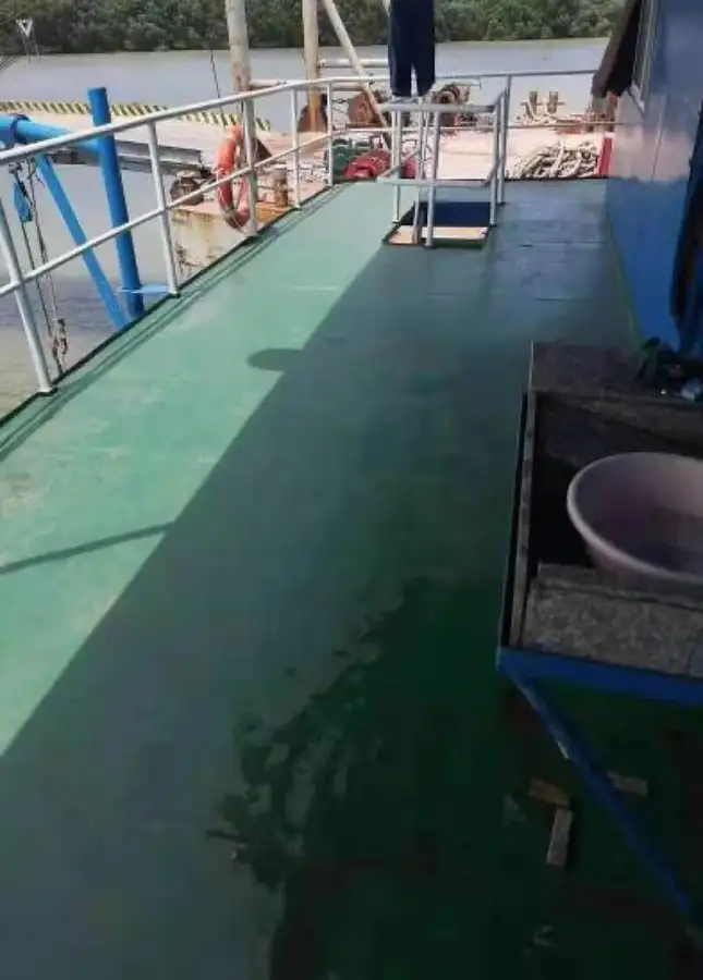 Sà lan để bán