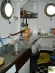 Tàu kéo để bán
